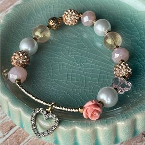 Chic Gold and Pink Beaded Bracelet with Heart Charm